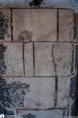 19_Restaurování kamene