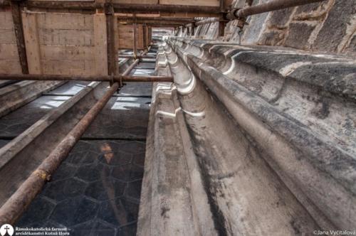 24_Restaurování kamene